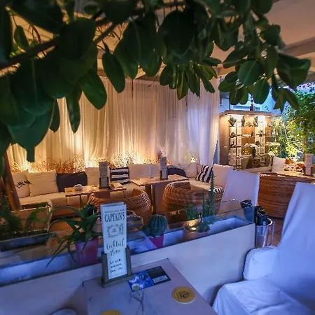 Captain's House Hotel