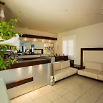 Otel Captain's House 2*