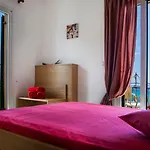 Otel Captain's House