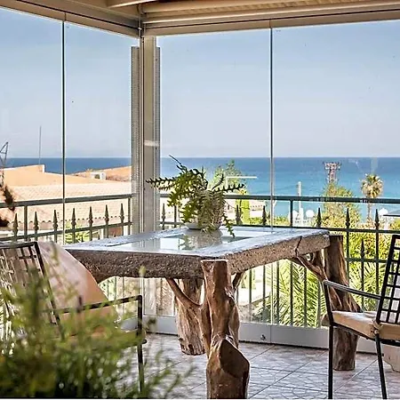 Captain's House Hotel