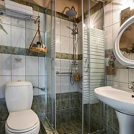 Captain's House Hotel 2*