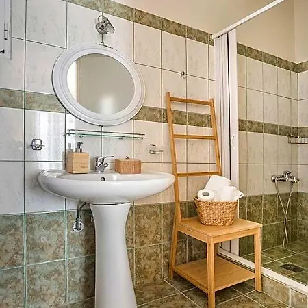 Captain's House 2*