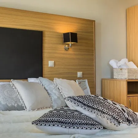 Hotel Captain's House 2*