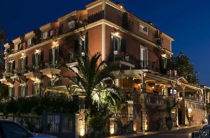 Captain's House Hotel 2*