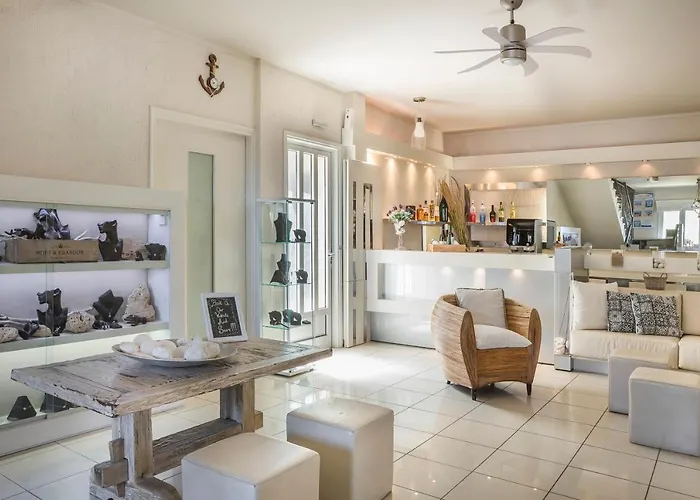 Hotel Captain's House 2*