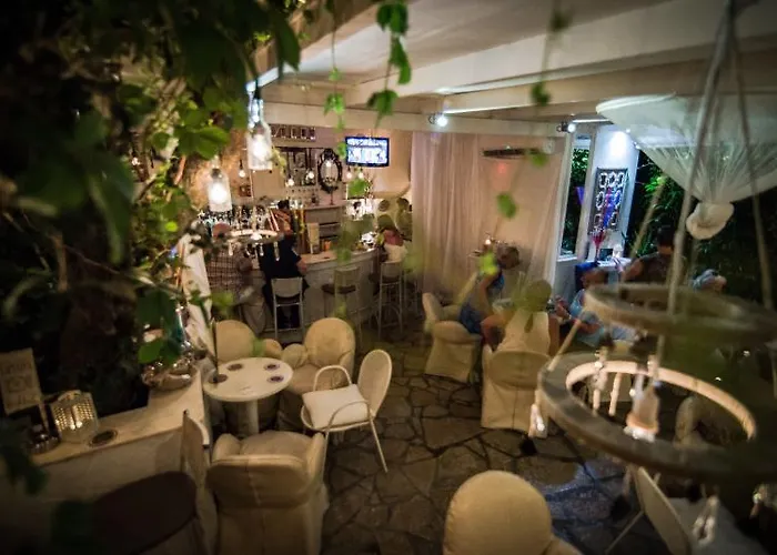 Hotel Captain's House 2*