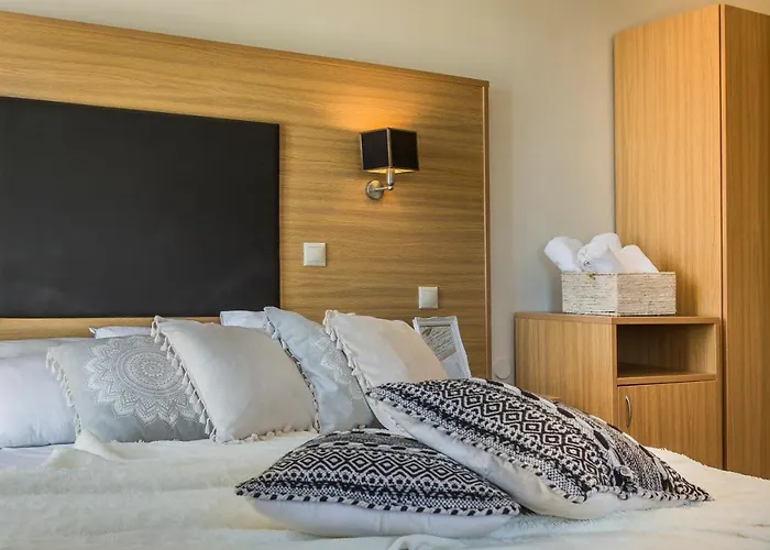 Hotel Captain's House 2*